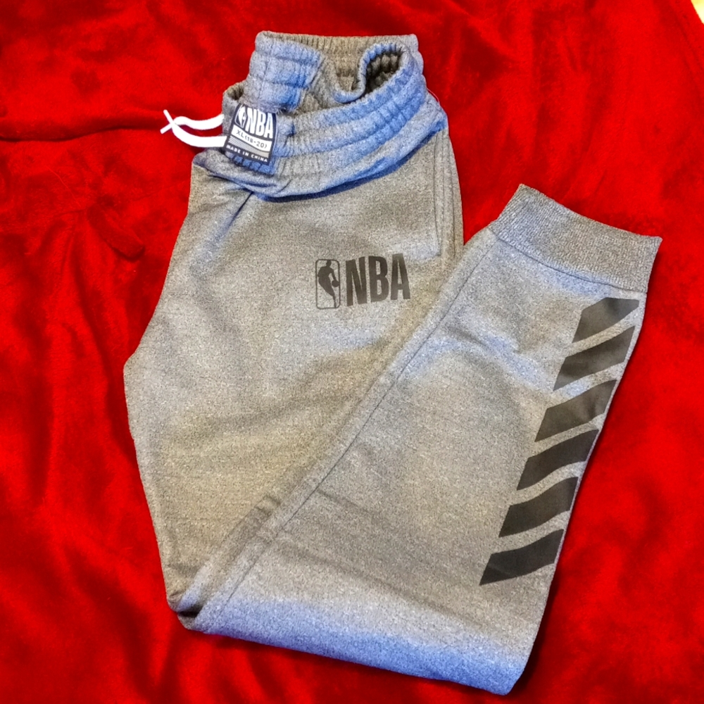Boys NBA sweatpants with drawstrings. Size XL 18-20